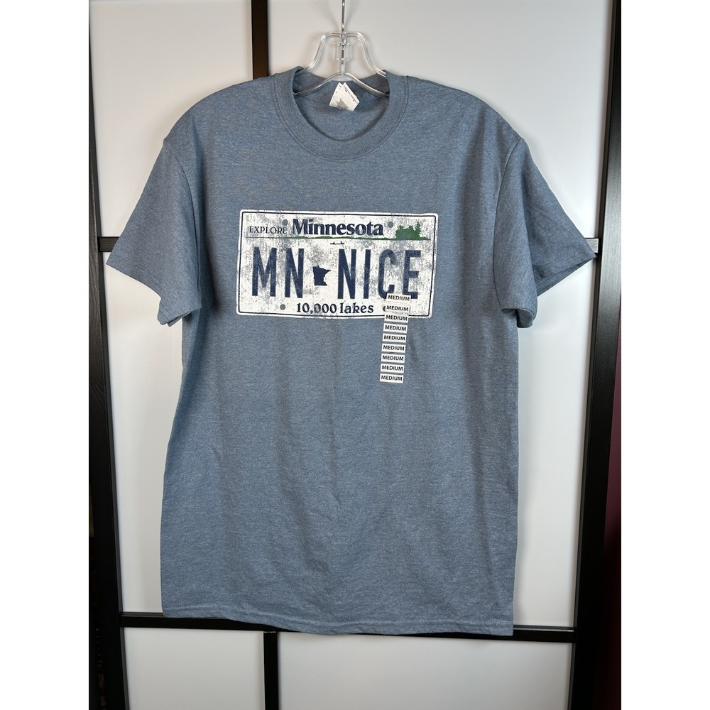 Minnesota Nice License Plate T-shirt Unisex Size Medium Blue